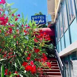 Gloria Hotel